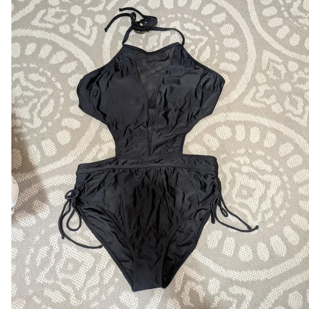 Cupshe Swimsuit One Piece Women Large Black NWT Mesh Cutout Halter Monokini